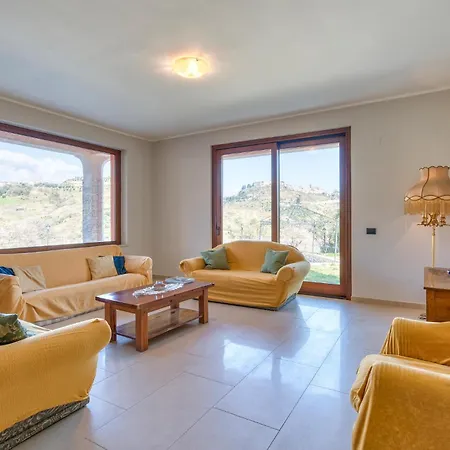 Holiday home Del Borgo Marano Marchesato